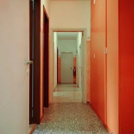 Lovelyhome Guest house *