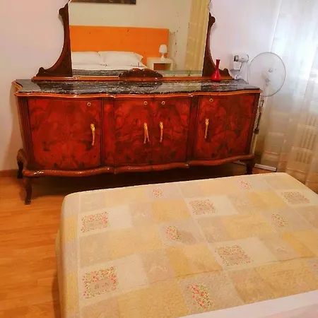 Lovelyhome Guest house *